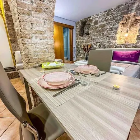 Centro Storico La Casa Di Pietra Apartman