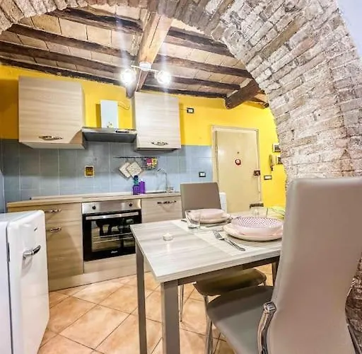 Centro Storico La Casa Di Pietra